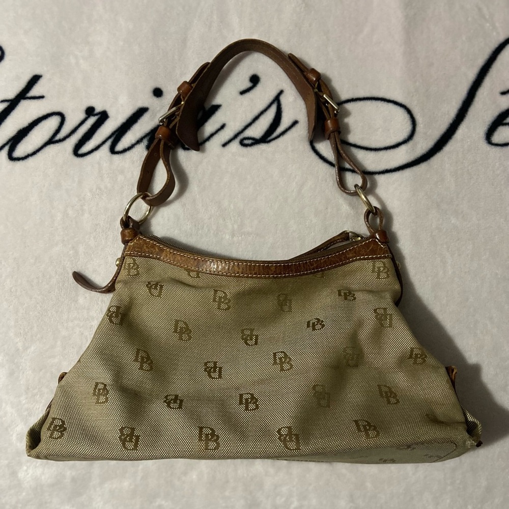 Dooney & Bourke Bag - Picture 2 of 8